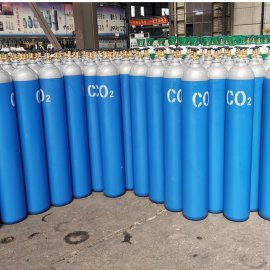 Khí CO2 dạng chai 40L